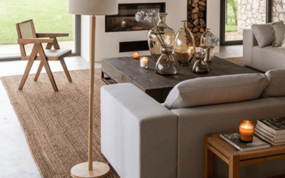 Lampadaire bois – Abat jour lin beige – Modèle d’exposition